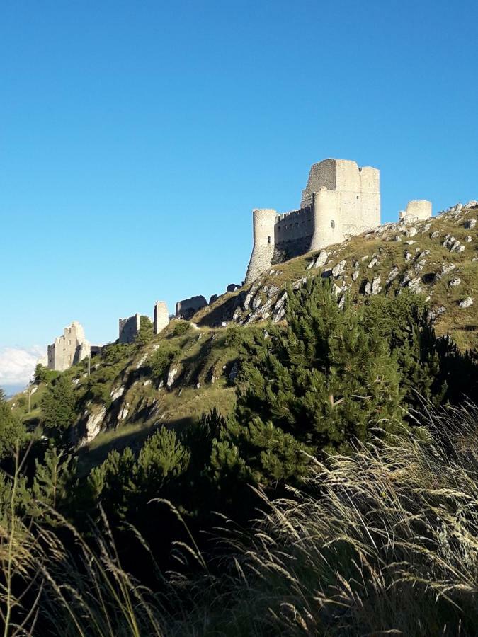 Natour L'Ostello Per I Camminatori Barisciano Buitenkant foto
